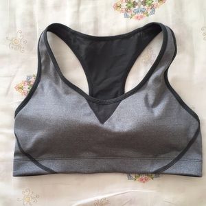 🐼UNIQLIO Sports Bra
